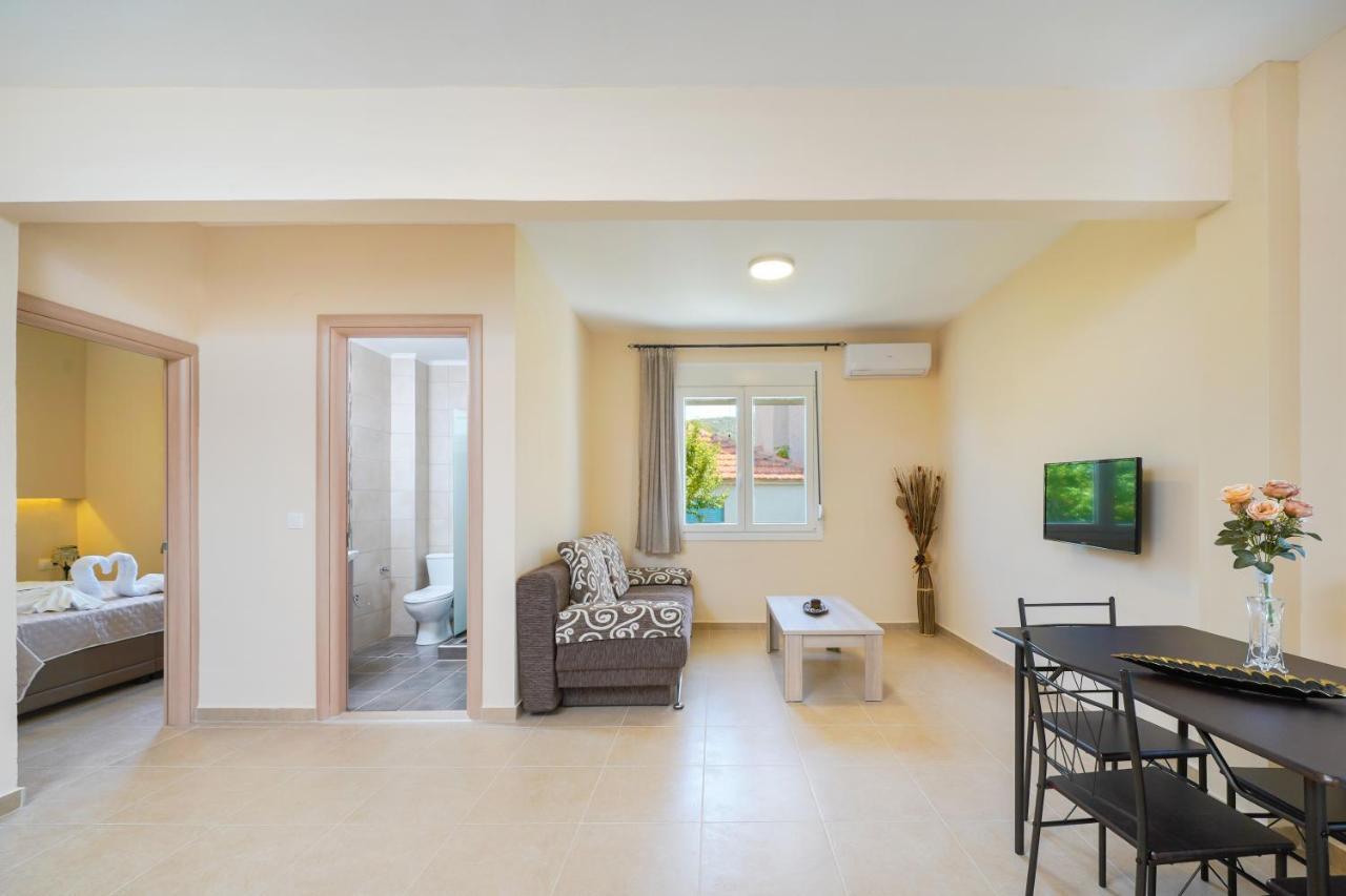 Theodore Apartments Skála Marión Εξωτερικό φωτογραφία