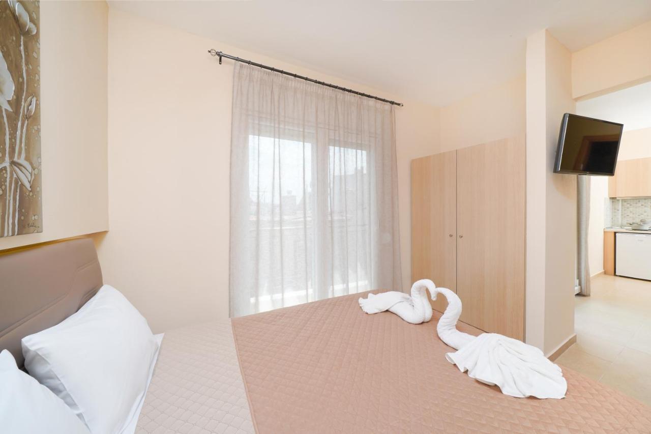 Theodore Apartments Skála Marión Εξωτερικό φωτογραφία